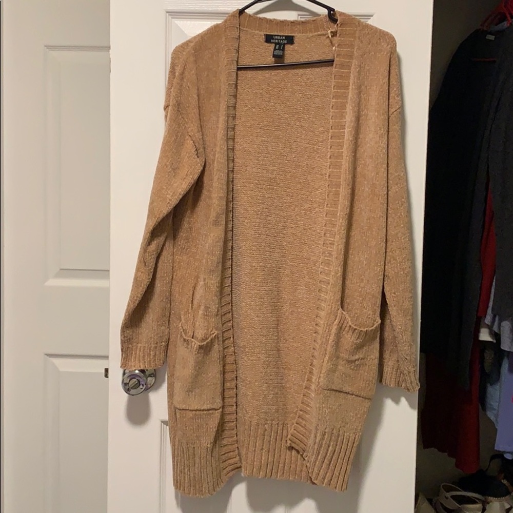 Urban Heritage Cardigan